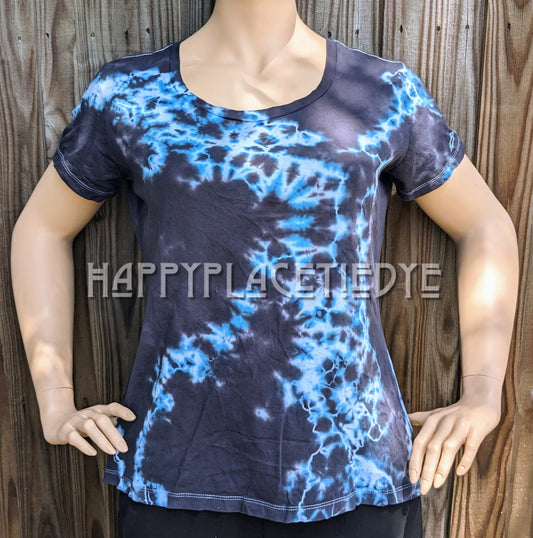 Women's 2XL tie dye shirt